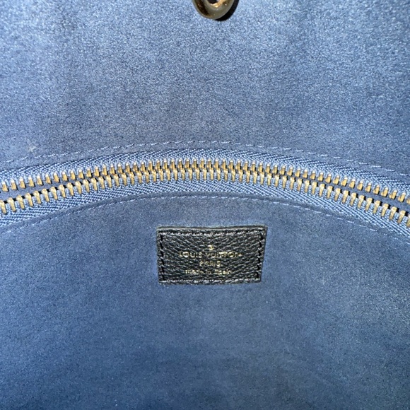 Louis Vuitton Black Neverfull MM Tote - Picture 9 of 13